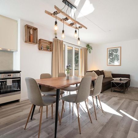 Moderne Wohnung Mit Parkplatz Ostermundigen Екстер'єр фото