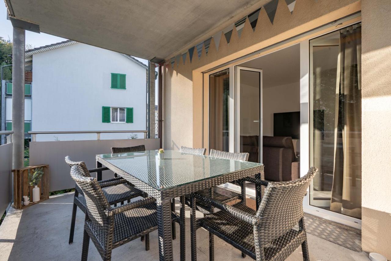 Moderne Wohnung Mit Parkplatz Ostermundigen Екстер'єр фото