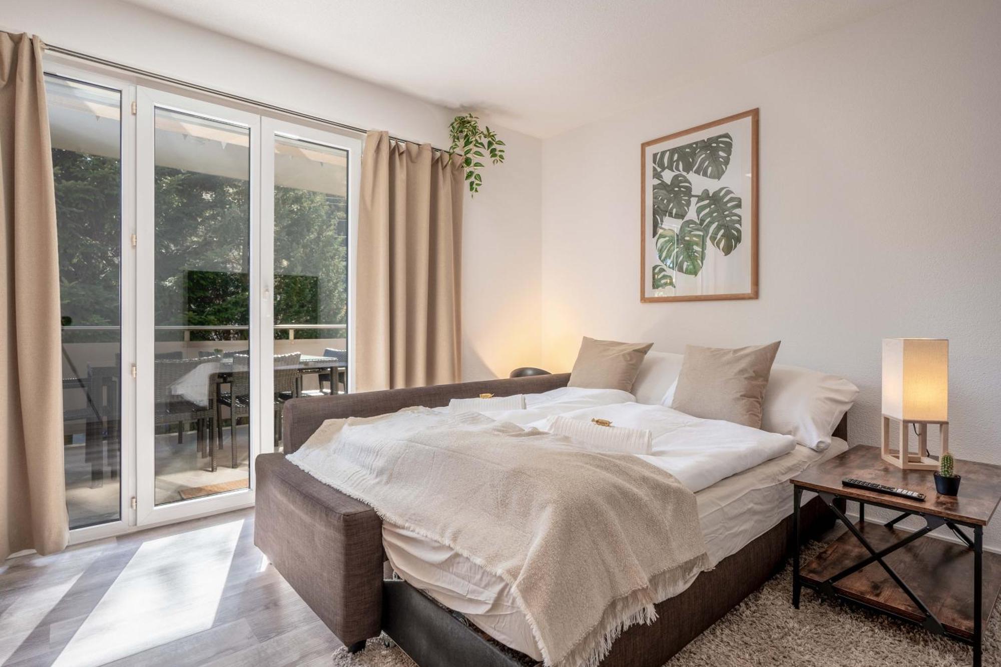 Moderne Wohnung Mit Parkplatz Ostermundigen Екстер'єр фото